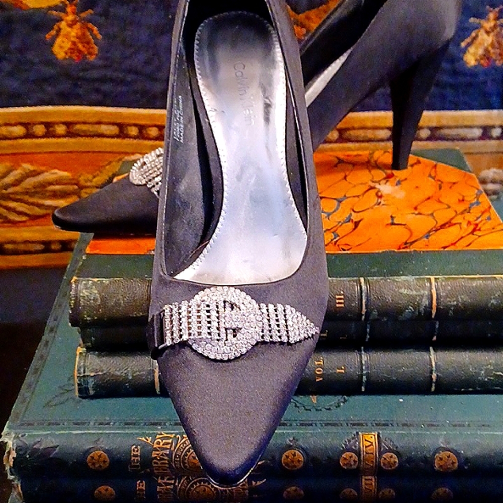 Women's shoes